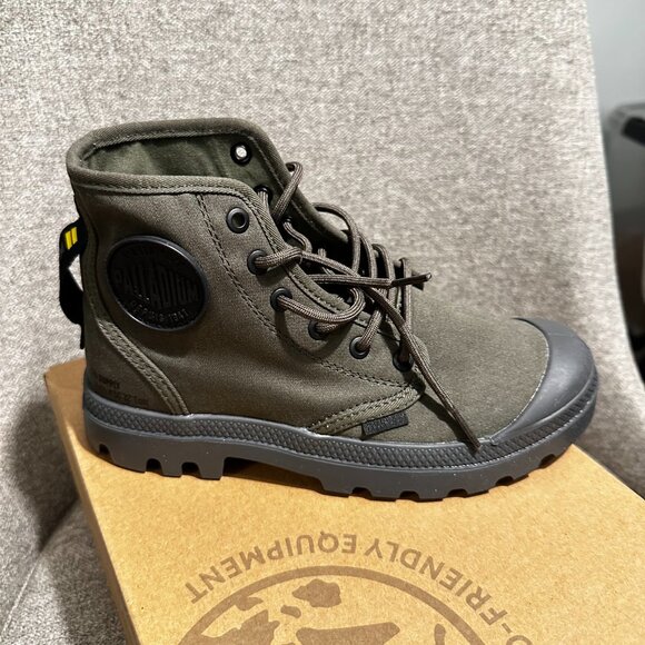 Palladium Pampa Hi HTG Supply Boots in Olive Night ASO Kate Middleton - Picture 4 of 10